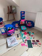 Lol camper compleet met boekje en alle accessoires zgan, Ophalen of Verzenden, Zo goed als nieuw