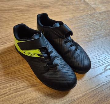 Voetbalschoenen maat 34 "Kipsta" beschikbaar voor biedingen