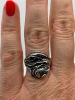 X277 Prachtige zilveren brutalist ring maat 18, Sieraden, Tassen en Uiterlijk, Ringen, 18 tot 19, Ophalen of Verzenden, X, Dame