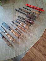 Oude beitels en gutsen - 12 stuks, Antiek en Kunst, Antiek | Gereedschap en Instrumenten, Ophalen of Verzenden