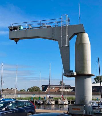 Scheepskraan beschikbaar voor biedingen