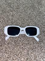 Prada milano zonnebril wit, Sieraden, Tassen en Uiterlijk, Zonnebrillen en Brillen | Heren, Overige merken, Zonnebril, Wit, Ophalen of Verzenden