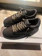 Nike travis scott, Bruin, Ophalen of Verzenden, Nike x Travis Scott, Sneakers of Gympen