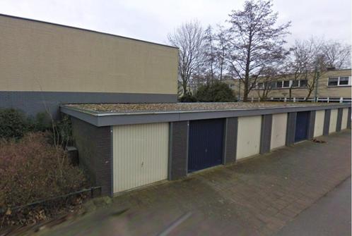 TE HUUR LEEUWARDEN GARAGE (HOOIDOLLEN), Huizen en Kamers, Garages en Parkeerplaatsen, Friesland