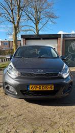 Kia Rio 1.2 I 5DRS 2012 Grijs | 207.000 km, Auto's, Kia, 21 km/l, Zwart, Handgeschakeld, Particulier