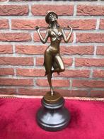 de revue danseres, prachtige bronsgieting, Antiek en Kunst, Antiek | Koper en Brons, Ophalen of Verzenden, Brons