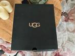 Muisgrijze UGG Laarzen - Maat 37, Kleding | Dames, UGG, Lage of Enkellaarzen, Nieuw, Ophalen of Verzenden
