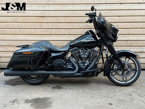 HARLEY-DAVIDSON STREET GLIDE SPECIAL FLHXS BLACK EDITION!!, Motoren, Motoren | Harley-Davidson, Bedrijf, Overig, 2 cilinders