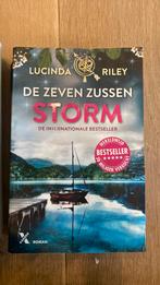 Lucinda Riley - Maan, Boeken, Gelezen, Lucinda Riley, Ophalen of Verzenden, Nederland
