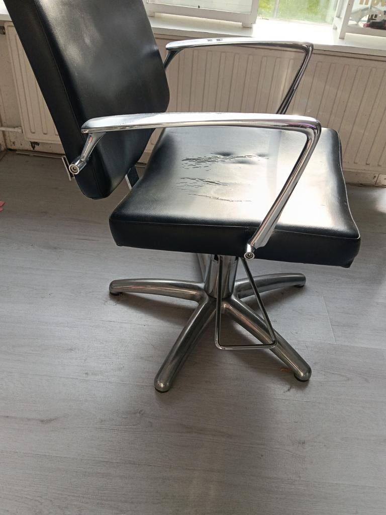 Kappersstoel gratis af te halen, Huis en Inrichting, Stoelen, Ophalen of Verzenden