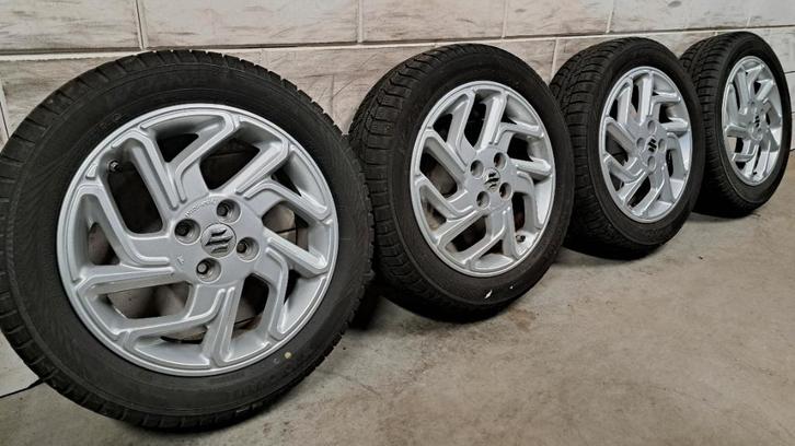 Winterbanden Ignis Swift Baleno Yaris Mazda 2 i20 175/60/16, Auto-onderdelen, Banden en Velgen, Banden en Velgen, Winterbanden