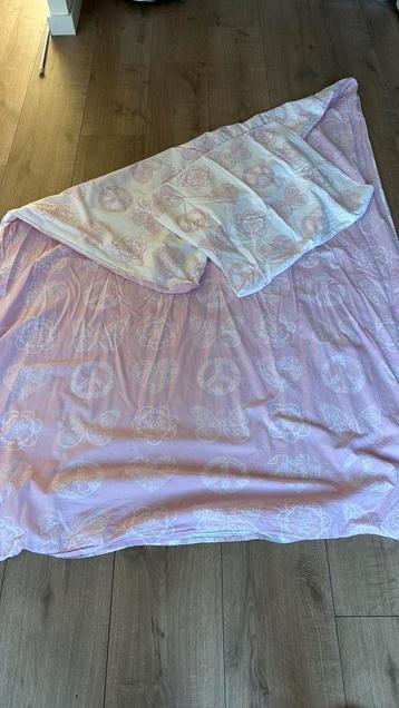 Dubbelzijdig dekbed beschikbaar voor biedingen