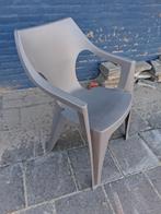 Acht identieke grijze kunststof tuinstoelen. Nieuw., Ophalen, Zo goed als nieuw, Kunststof, Stapelbaar