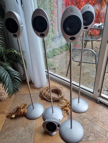 set KEF HTS2001 luidsprekers inclusief KEF PSW2000 sub woofe beschikbaar voor biedingen