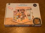 Miniature Soap Shop DIY (nieuw!), Ophalen of Verzenden, Nieuw, Knutselwerk