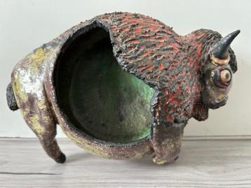 Joop Cock wandsculptuur bison keramiek  beschikbaar voor biedingen