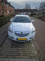 Opel insignia turbo sport tourer, Auto's, 4 cilinders, Wit, Origineel Nederlands, Handgeschakeld