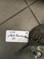 MB w126 bwjr'80 electr. raamech. Rechts achter