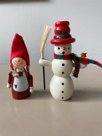 Scandinavische houten kerstdecoratie beschikbaar voor biedingen