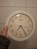 Wandklok, Ophalen of Verzenden, Gebruikt, Analoog, Wandklok