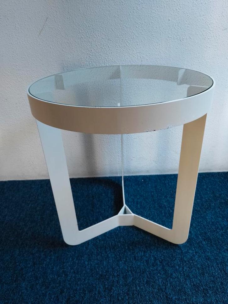 Design bijzettafel modern, Huis en Inrichting, Tafels | Bijzettafels, Ophalen