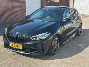 BMW 1-Serie 120i | M sport | Pano | Keyless | Stuur+Stoel beschikbaar voor biedingen