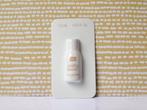 Clarins Milky Boost nr. 04 (1 proefje), Ophalen of Verzenden, Nieuw, Gehele gezicht, Make-up