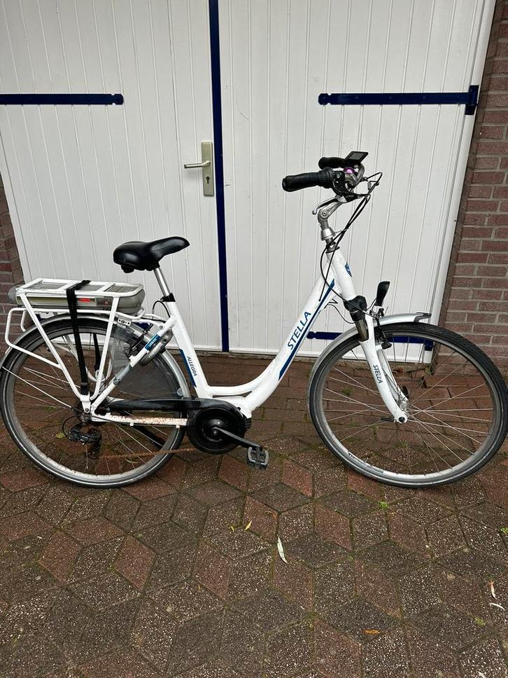 Stella elektrische fiets met middenmoter, Fietsen en Brommers, Elektrische fietsen, Zo goed als nieuw, Overige merken, 51 tot 55 cm
