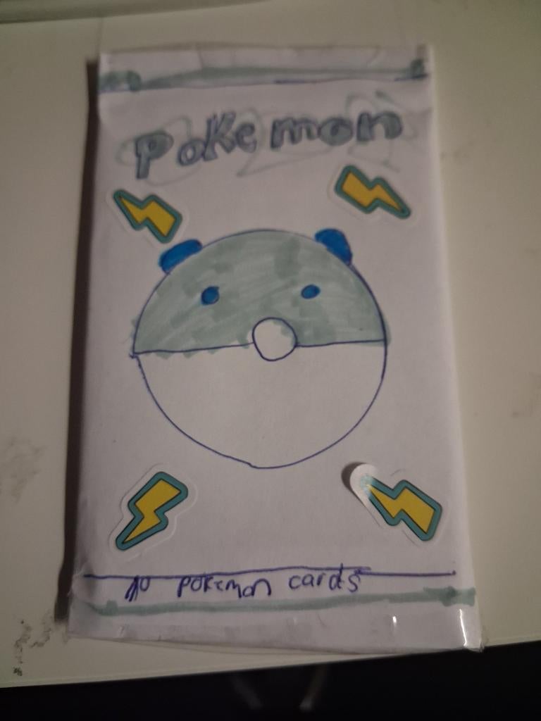 Pokemon pakje zelf gemaakt, Ophalen of Verzenden