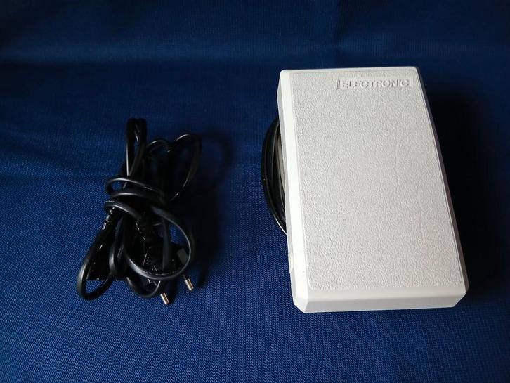 Singer Voetpedaal  Lucht Naaimachine Accessoire, Hobby en Vrije tijd, Naaimachines en Toebehoren, Gebruikt, Toebehoren, Singer