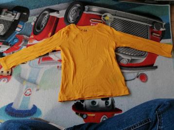8 longsleeves maat 98-104  beschikbaar voor biedingen
