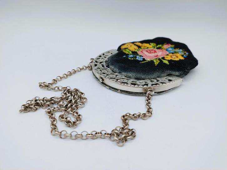 Zilveren beursbeugel met jasseronketting, 1855, Antiek en Kunst, Antiek | Goud en Zilver, Zilver, Verzenden