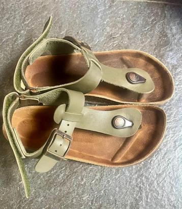 Zomersandalen kipling groen beschikbaar voor biedingen