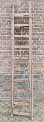Houten uitschuifladder 2x9 treden, 237cm per deel, Doe-het-zelf en Verbouw, Ladders en Trappen, Ophalen, Gebruikt, Opvouwbaar of Inschuifbaar