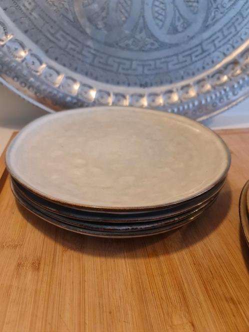 Toscane dinerborden 8 stuks, Huis en Inrichting, Keuken | Servies, Zo goed als nieuw, Bord(en), Overige stijlen, Porselein, Ophalen