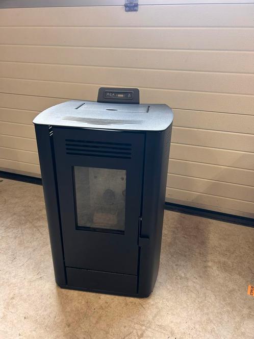 FirePlus Julia pelletkachel zwart 7,5 kW, Huis en Inrichting, Kachels, Zo goed als nieuw, Pelletkachel, Overige brandstoffen, Ophalen of Verzenden
