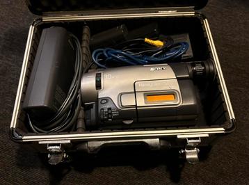 SONY CCD-TRV46E Hi8 Videocamera beschikbaar voor biedingen