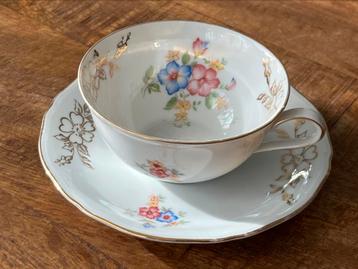 Bavaria servies koffie kopjes nr 14 en schotels nr 77 beschikbaar voor biedingen