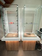 2 professionele displays/vitrines, wit, incl. LED verl., Ophalen, Gebruikt