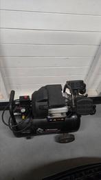 Goede krachtige 2 cilinder compressor 230v, Doe-het-zelf en Verbouw, Gereedschap | Overige machines, Ophalen