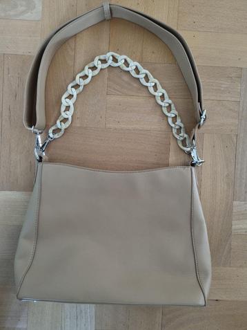 Hvisk schoudertas met schakelketting en riem beschikbaar voor biedingen