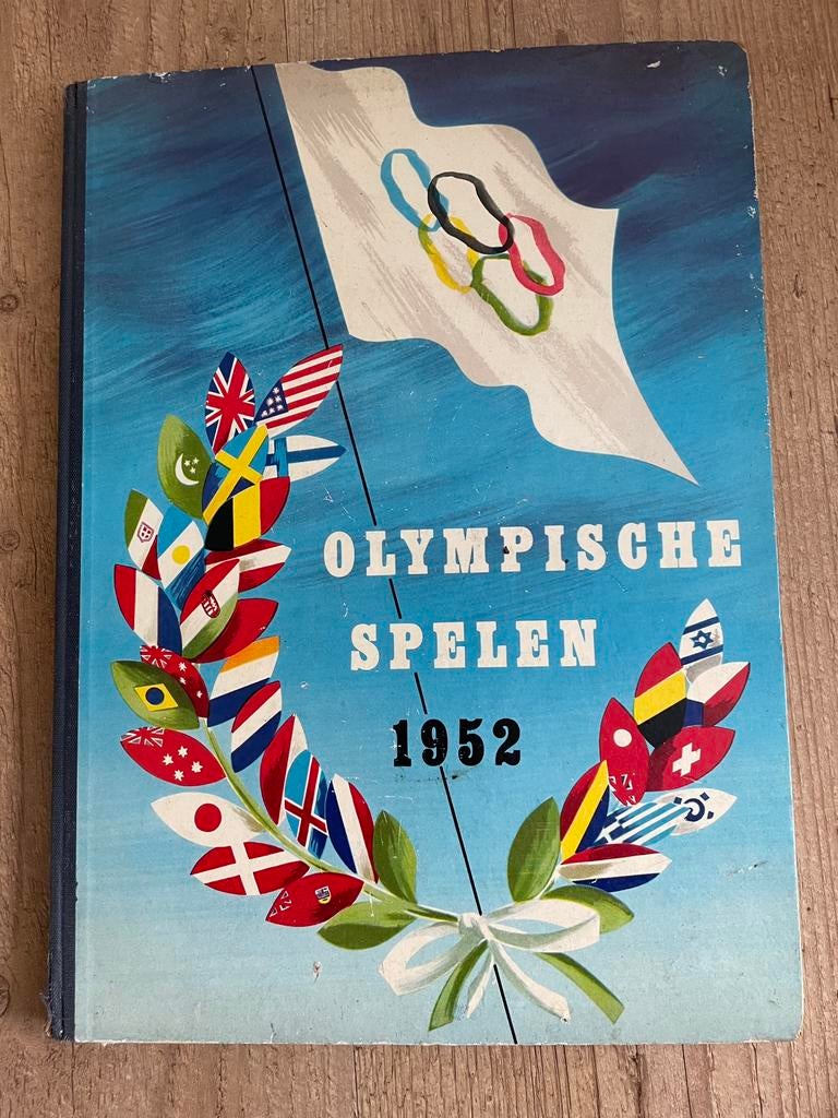 Oud plaatjes boek olympische spelen 1952!, Boeken, Ophalen of Verzenden, Zo goed als nieuw