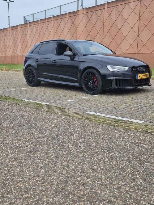 Audi RS3 2.5 270KW Sportback 2016 Zwart, Auto's, Audi, Particulier, RS3, Benzine, G, Hatchback, Automaat, Geïmporteerd, Zwart