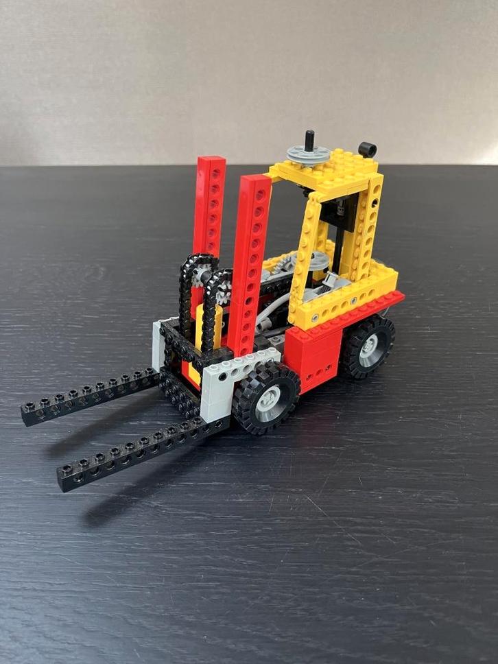 Lego Technisch 8843 heftruck: complete set + beschrijving, Kinderen en Baby's, Speelgoed | Duplo en Lego, Gebruikt, Lego, Complete set
