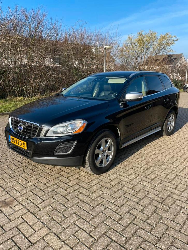 Volvo xc60, Auto's, Volvo, Particulier, XC60, Benzine, Automaat, Zwart, Leder, Onderhoudsboekje, Ophalen