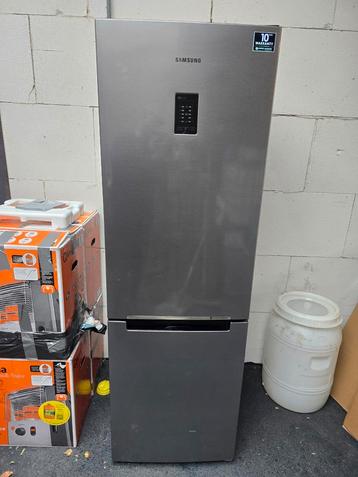 Samsung Koelkast met 3 Vriesladen - Zeer Nette Staat! beschikbaar voor biedingen