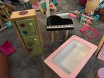 Houten barbie meubel, Verzamelen, Ophalen of Verzenden, Gebruikt, Poppenhuis