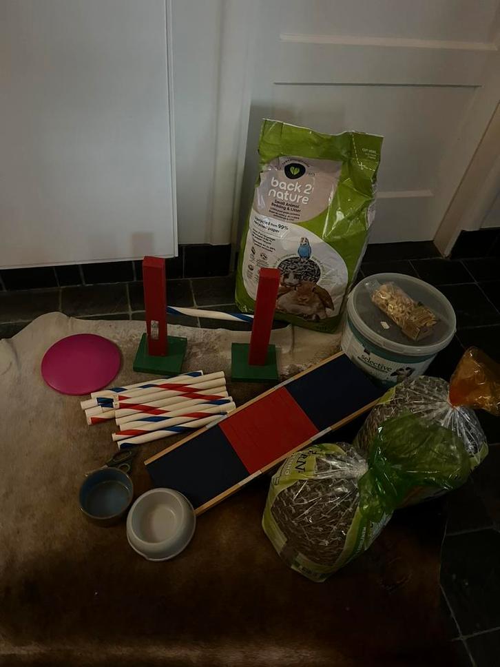 Spullen voor konijn, Dieren en Toebehoren, Knaagdieren en Konijnen | Toebehoren, Gebruikt, Verzorging, Ophalen