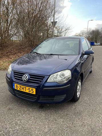 Volkswagen Polo 1.2 Sport Nieuwe APK | Airco | Led | beschikbaar voor biedingen