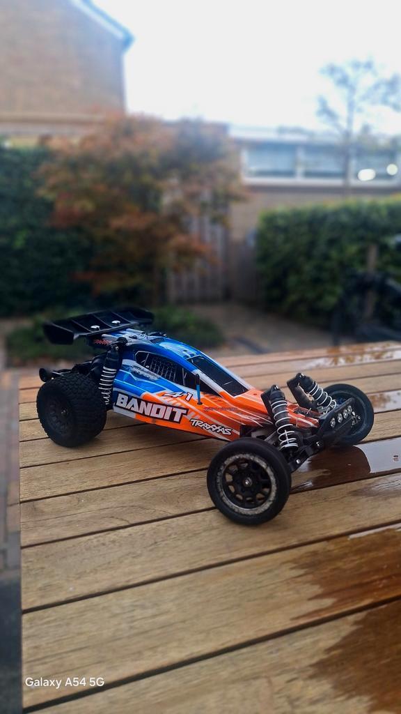 Traxxas Bandit met Vxl combo, Moet opgeruimd worden!, Hobby en Vrije tijd, Modelbouw | Radiografisch | Auto's, Gebruikt, Elektro